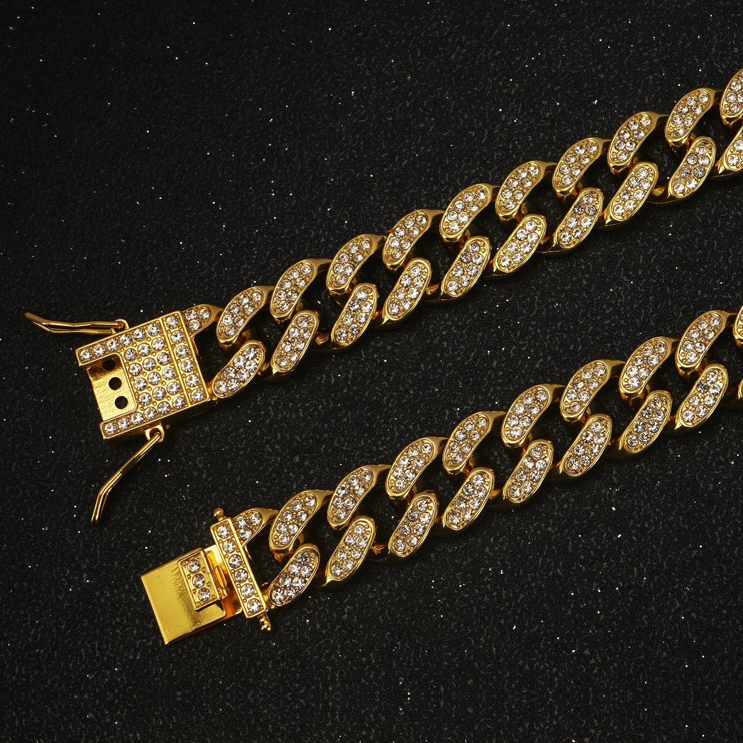 Dog Chain Diamond Cuban